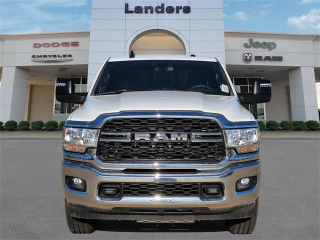 2023 RAM Ram 2500 RAM 2500 TRADESMAN CREW CAB 4X4 8 BOX