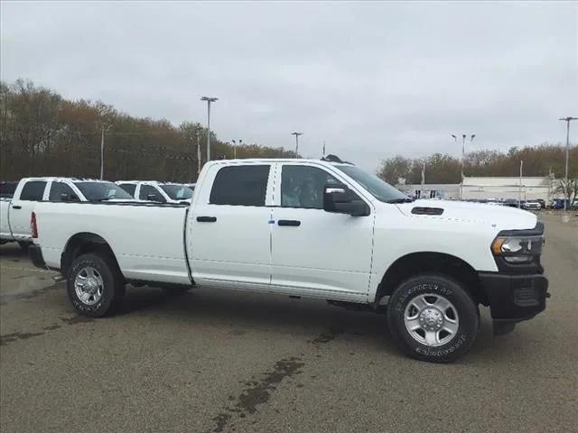 2024 RAM Ram 2500 RAM 2500 TRADESMAN CREW CAB 4X4 8 BOX