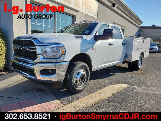 2024 RAM Ram 3500 Chassis Cab RAM 3500 TRADESMAN CREW CAB CHASSIS 4X4 60 CA