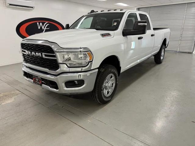 2024 RAM Ram 2500 RAM 2500 TRADESMAN CREW CAB 4X4 8 BOX