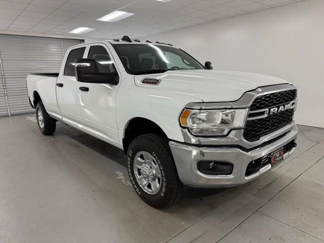 2024 RAM Ram 2500 RAM 2500 TRADESMAN CREW CAB 4X4 8 BOX