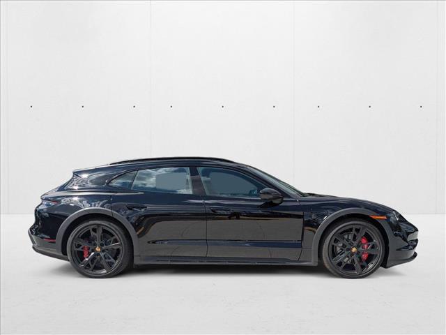 2024 Porsche Taycan Cross Turismo 4S