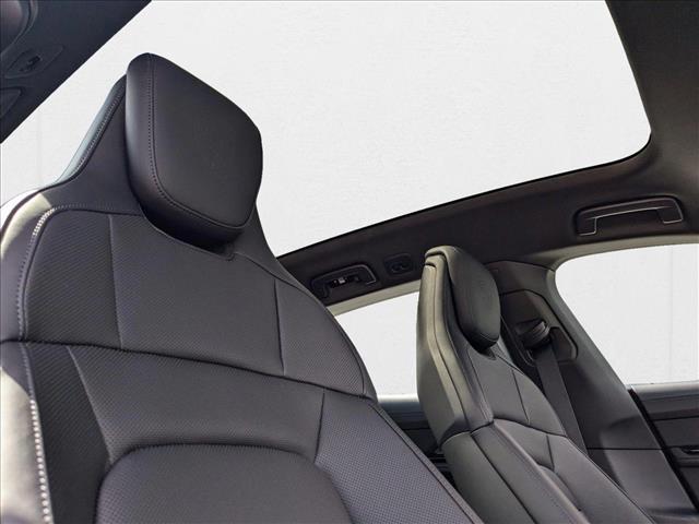 2024 Porsche Taycan Cross Turismo 4S