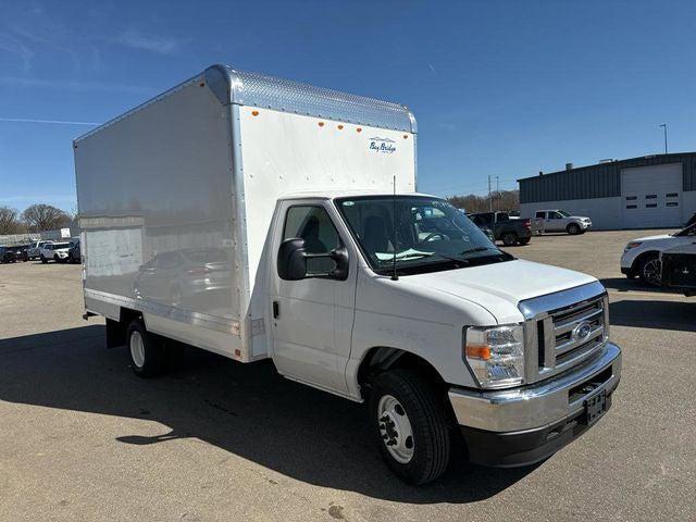 2024 Ford E-350 Cutaway Base
