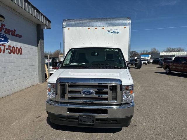 2024 Ford E-350 Cutaway Base