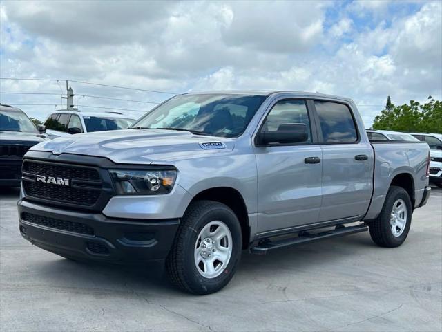 2024 RAM Ram 1500 RAM 1500 TRADESMAN CREW CAB 4X2 57 BOX