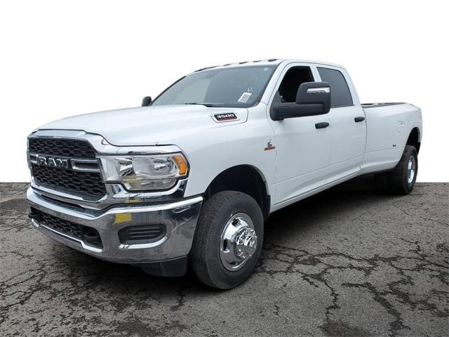 2024 RAM Ram 3500 RAM 3500 TRADESMAN CREW CAB 4X4 8 BOX
