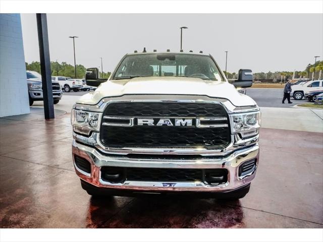 2024 RAM Ram 3500 RAM 3500 TRADESMAN CREW CAB 4X4 64 BOX