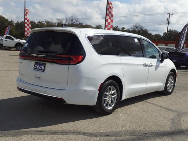 2024 Chrysler Pacifica PACIFICA TOURING L