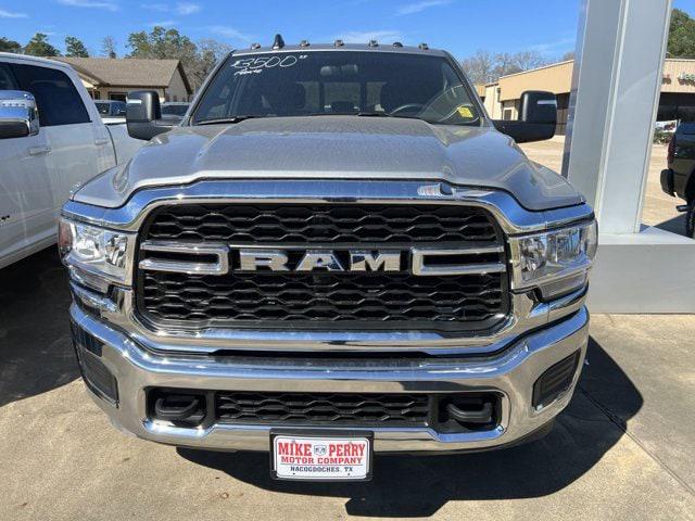 2024 RAM Ram 3500 RAM 3500 TRADESMAN CREW CAB 4X4 8 BOX