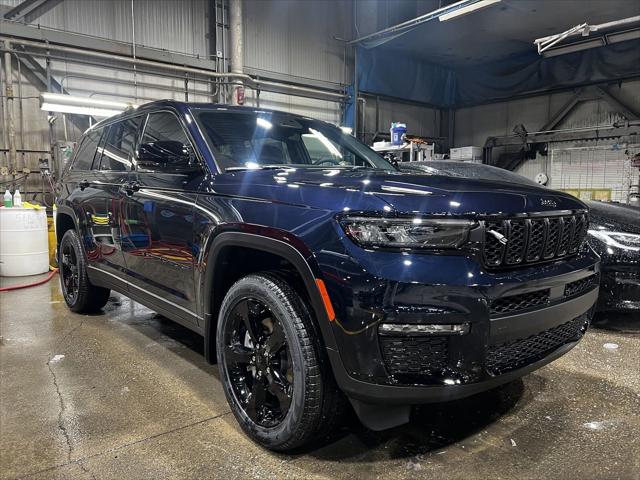 2024 Jeep Grand Cherokee GRAND CHEROKEE L LIMITED 4X4