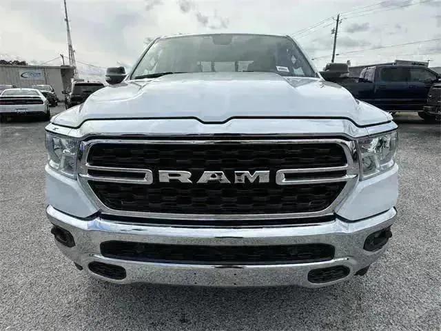 2024 RAM Ram 1500 RAM 1500 BIG HORN CREW CAB 4X2 57 BOX