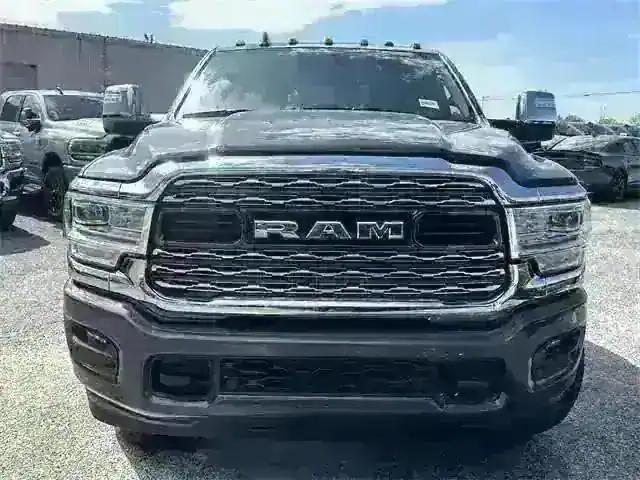 2024 RAM Ram 2500 RAM 2500 LIMITED CREW CAB 4X4 64 BOX