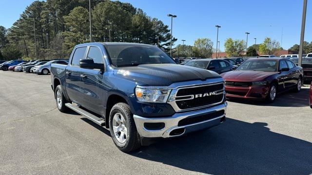 2024 RAM Ram 1500 RAM 1500 TRADESMAN CREW CAB 4X4 57 BOX