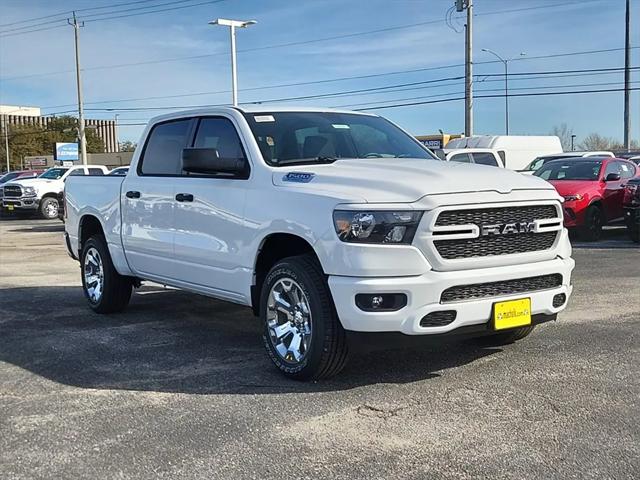 2024 RAM Ram 1500 RAM 1500 TRADESMAN CREW CAB 4X4 57 BOX