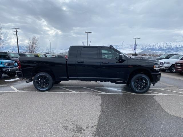 2024 RAM Ram 3500 RAM 3500 LARAMIE MEGA CAB 4X4 64 BOX