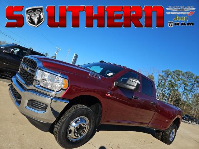 2024 RAM Ram 3500 RAM 3500 TRADESMAN CREW CAB 4X4 8 BOX