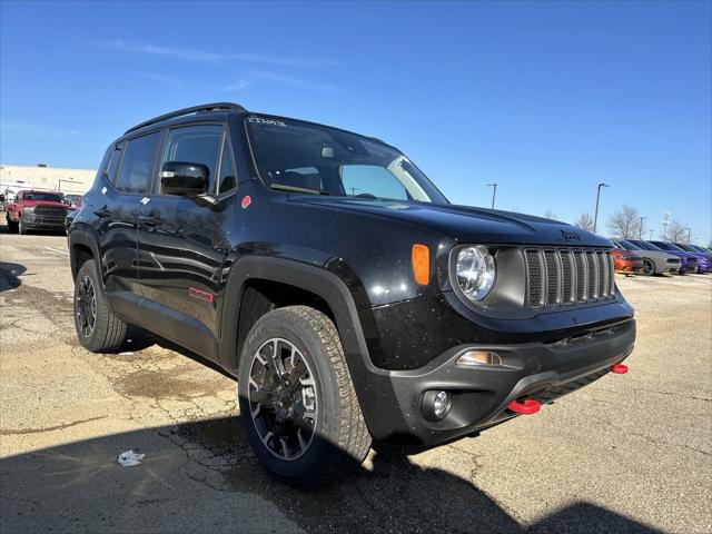 2023 Jeep Renegade RENEGADE TRAILHAWK 4X4