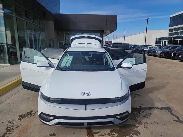 2024 Hyundai IONIQ 5 SE