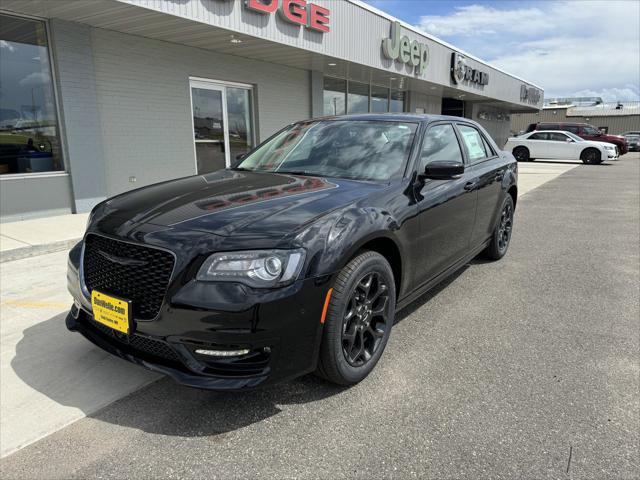2023 Chrysler 300 Touring L AWD