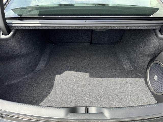 2023 Chrysler 300 Touring L AWD