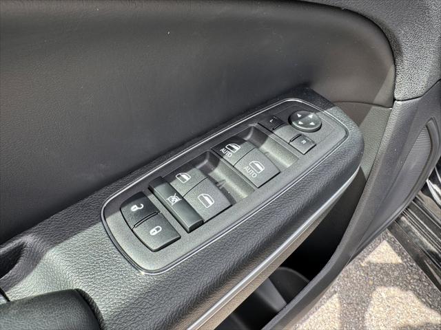 2023 Chrysler 300 Touring L AWD
