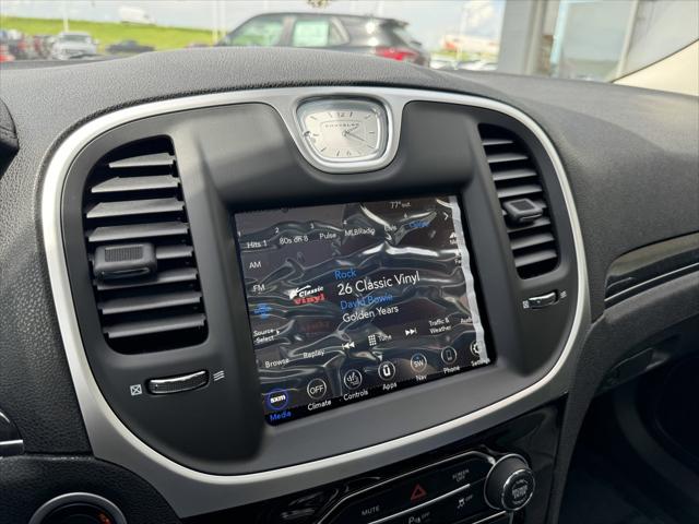 2023 Chrysler 300 Touring L AWD