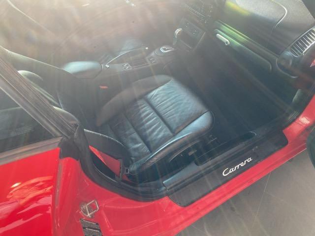 2003 Porsche 911 Carrera (M6)