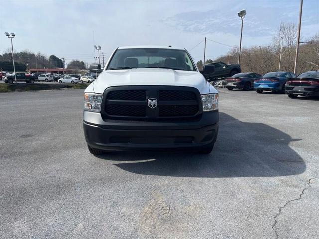 2023 RAM Ram 1500 Classic RAM 1500 CLASSIC TRADESMAN CREW CAB 4X4 57 BOX