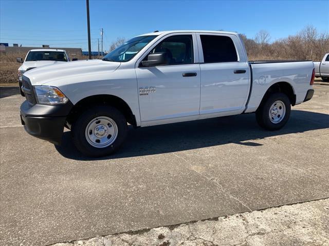 2023 RAM Ram 1500 Classic RAM 1500 CLASSIC TRADESMAN CREW CAB 4X4 57 BOX