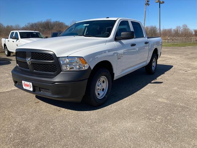 2023 RAM Ram 1500 Classic RAM 1500 CLASSIC TRADESMAN CREW CAB 4X4 57 BOX