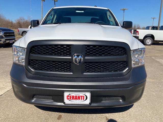 2023 RAM Ram 1500 Classic RAM 1500 CLASSIC TRADESMAN CREW CAB 4X4 57 BOX