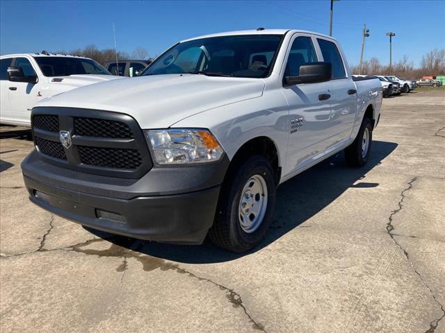 2023 RAM Ram 1500 Classic RAM 1500 CLASSIC TRADESMAN CREW CAB 4X4 57 BOX