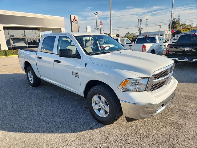 2023 RAM Ram 1500 Classic RAM 1500 CLASSIC TRADESMAN CREW CAB 4X4 57 BOX