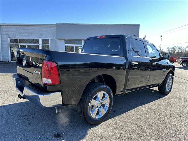 2023 RAM Ram 1500 Classic RAM 1500 CLASSIC TRADESMAN CREW CAB 4X4 57 BOX