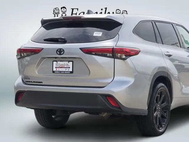 2022 Toyota Highlander L