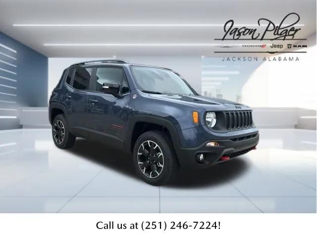 2023 Jeep Renegade RENEGADE TRAILHAWK 4X4