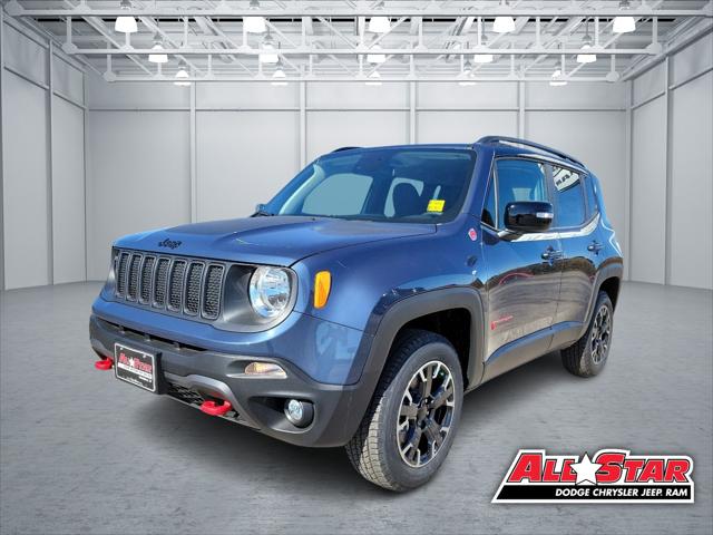 2023 Jeep Renegade RENEGADE TRAILHAWK 4X4