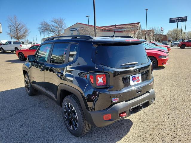 2023 Jeep Renegade RENEGADE TRAILHAWK 4X4