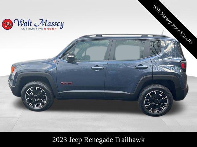 2023 Jeep Renegade RENEGADE TRAILHAWK 4X4