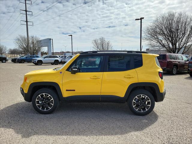 2023 Jeep Renegade RENEGADE TRAILHAWK 4X4