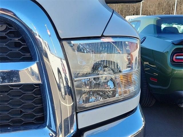 2018 RAM 2500 Tradesman Crew Cab 4x4 8 Box