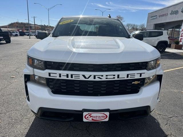 2021 Chevrolet Silverado 1500 2WD Double Cab Standard Bed Custom