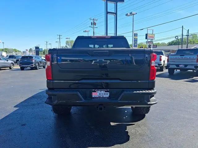 2024 Chevrolet Silverado 1500 4WD Crew Cab Short Bed RST