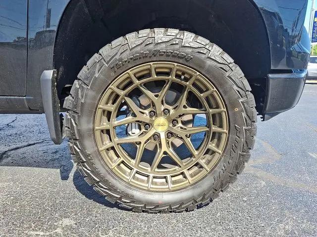 2024 Chevrolet Silverado 1500 4WD Crew Cab Short Bed RST