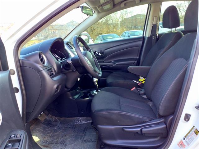 2019 Nissan Versa 1.6 SV