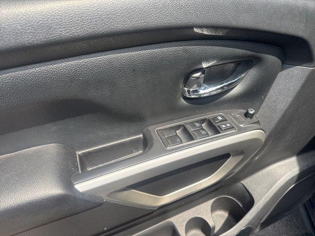 2021 Nissan Titan Crew Cab SV 4x4