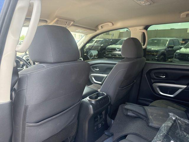 2021 Nissan Titan Crew Cab SV 4x4