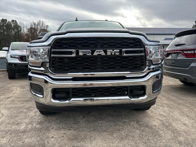 2022 RAM 2500 Tradesman Crew Cab 4x4 64 Box
