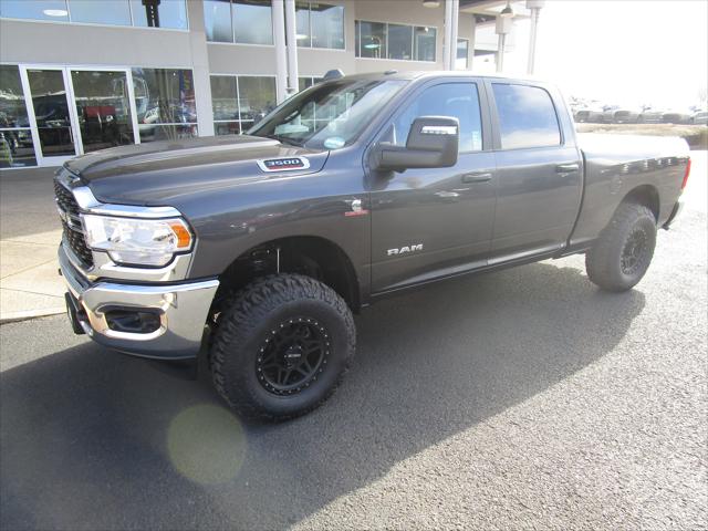 2024 RAM Ram 3500 RAM 3500 BIG HORN CREW CAB 4X4 64 BOX